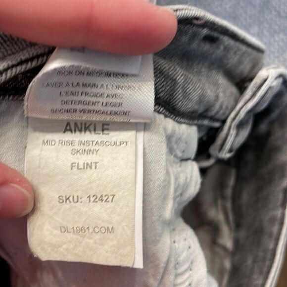 DL1961 Florence Mid Rise Instasculpt Skinny Ankle Chewed Hem Jeans Flint Wash 27 - Picture 8 of 10